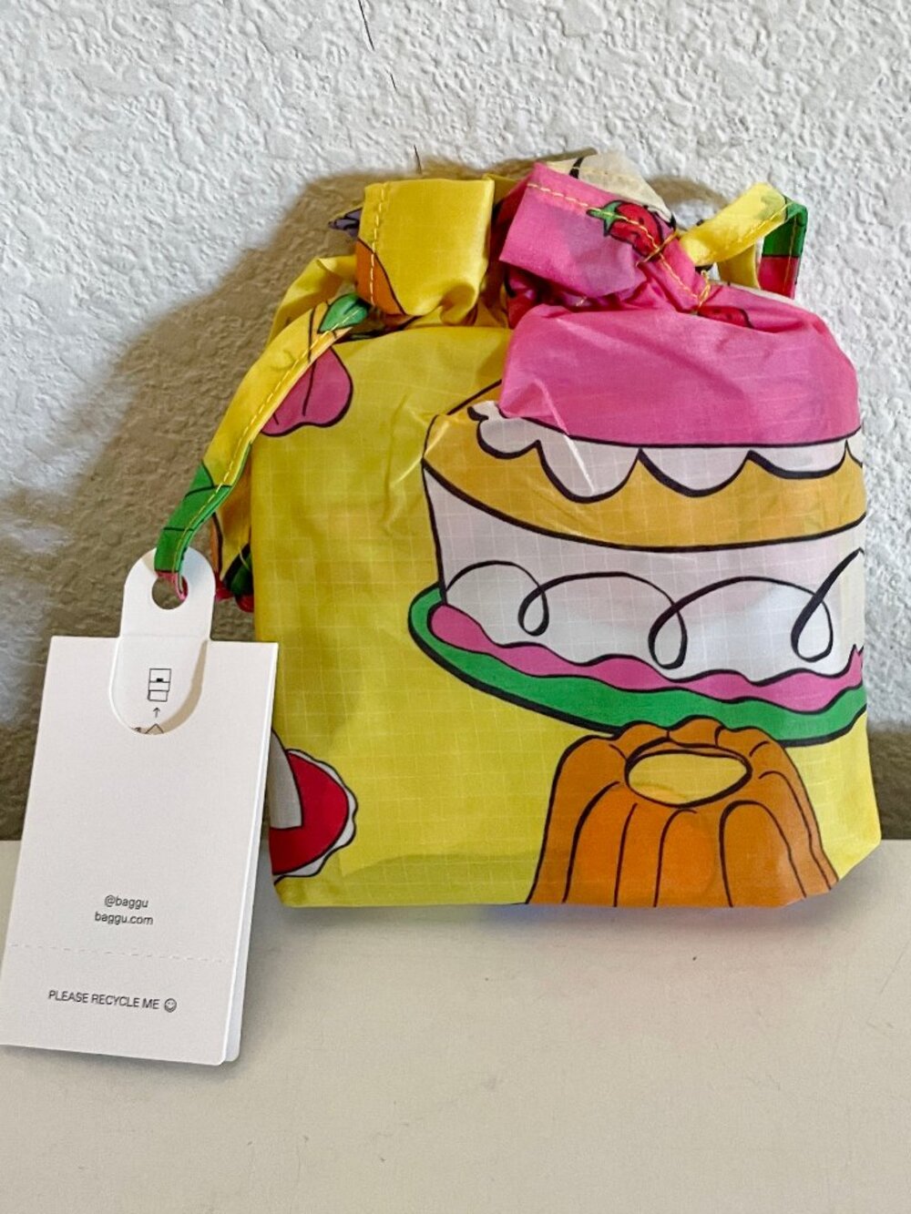 BAGGU Set of 3 Standard Size Reusable Grocery Bags Still Life Cat Fruit Cake NEW - Picture 8 of 10